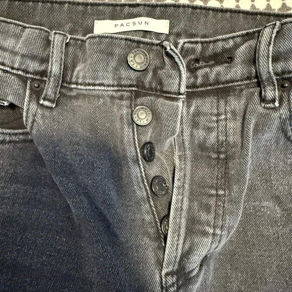 PacSun High Rise Straight Leg Ripped Black Jeans - Picture 4 of 8